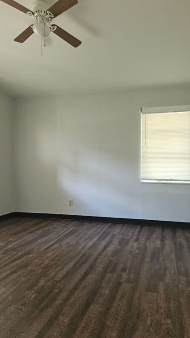Building Photo - Lakewood Homes Subdivision