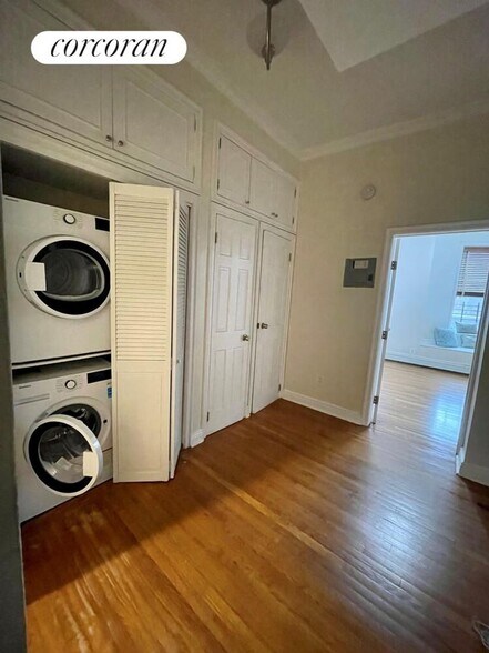 Building Photo - 471 W 140th St