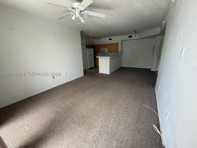Building Photo - 6861 SW 44th St