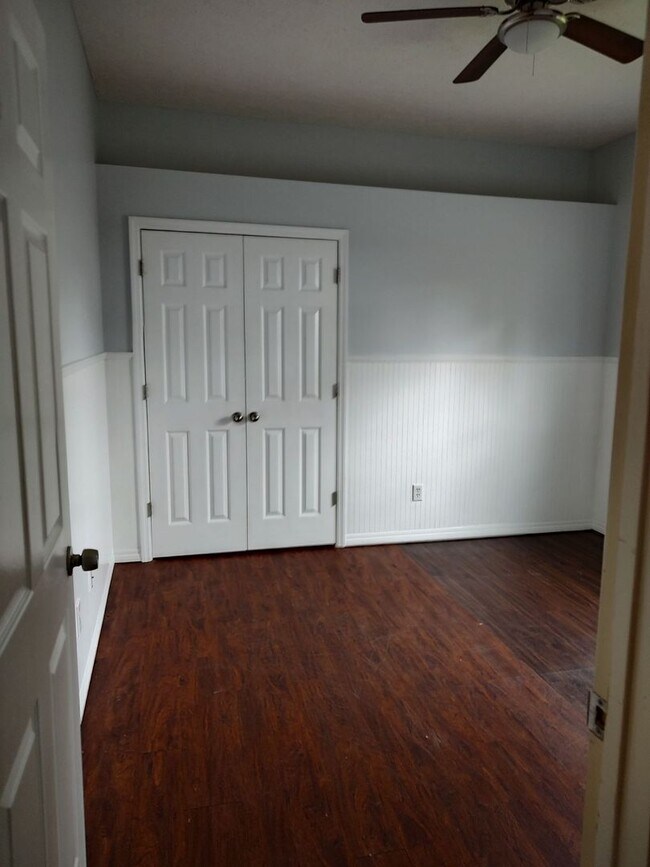 Building Photo - Beautiful Home w/Inground Pool in Peaceful Lynn Haven! *Pool Service Included!* *1/2 OFF 1st Mont...