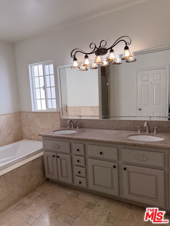 Building Photo - 153 N Hamilton Dr