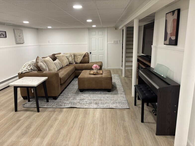 Building Photo - 200 Blodgett Roy Dr