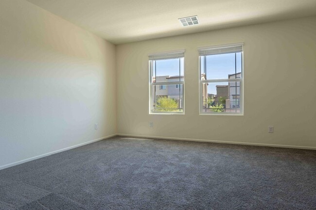 Building Photo - 3727 CELESTA VISTA Ave