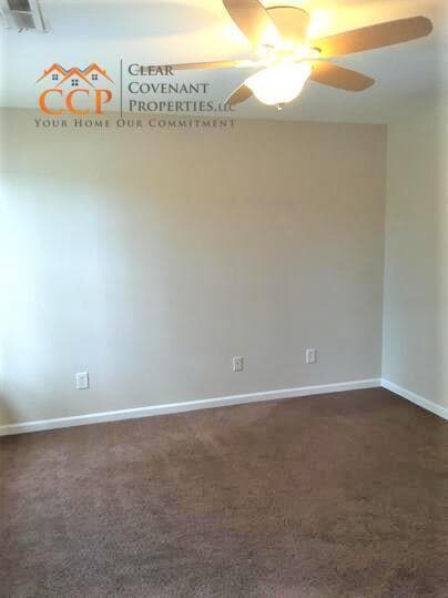 Building Photo - 8977 N Red Maple Cir