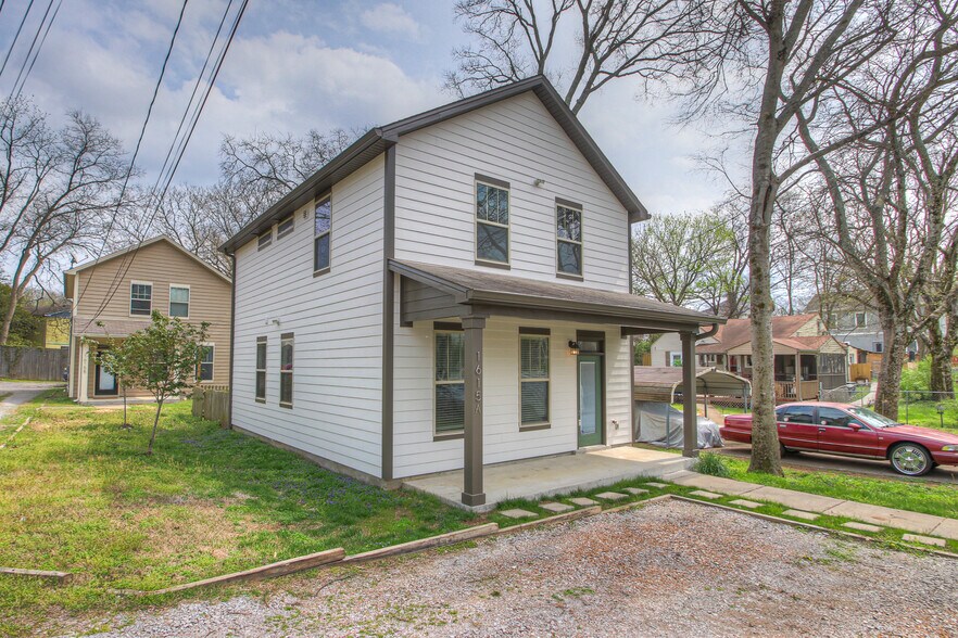 Building Photo - 1615A Chase St