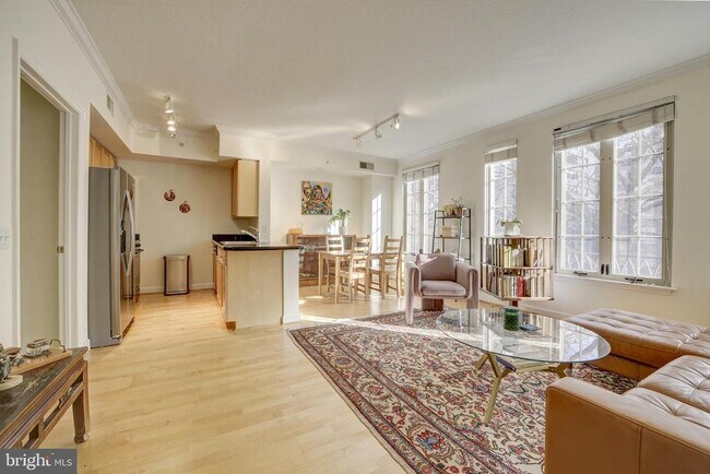 Building Photo - 1441 Rhode Island Ave NW