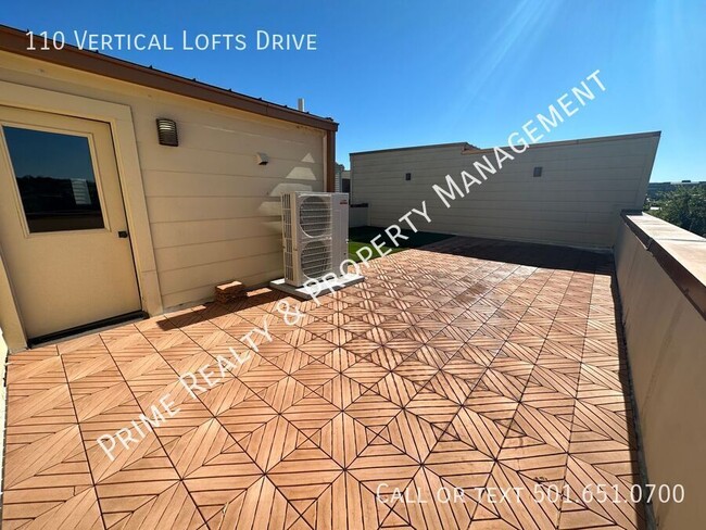 Building Photo - 110 Vertical Lofts Dr