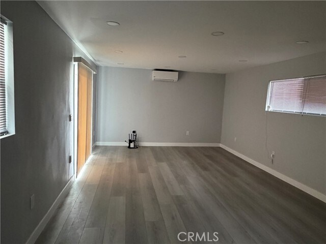 Building Photo - 12419 Jersey