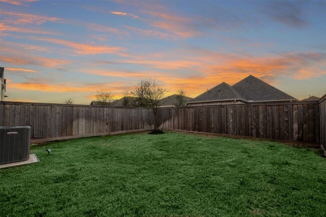 Building Photo - 15027 Red Dam Trl