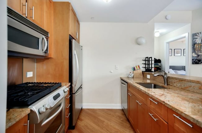 Building Photo - 105 Greene St