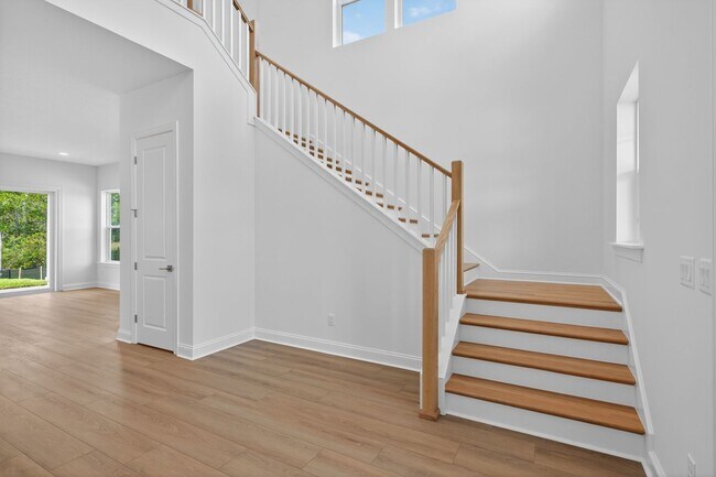 Building Photo - Brand New Home