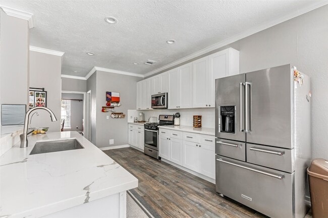 Building Photo - 2907 Silverberry Trail