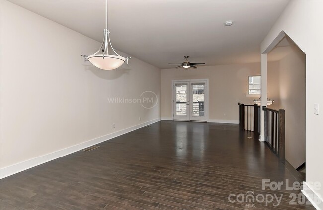 Building Photo - 13047 Tinton Ave