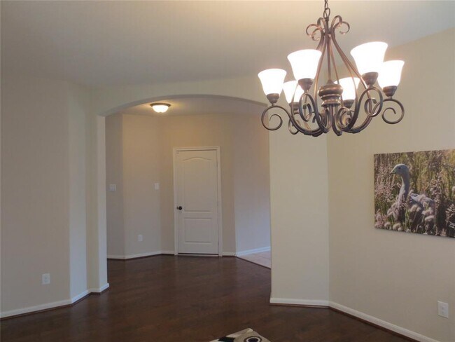 Building Photo - 6819 Hunters Trace Ln