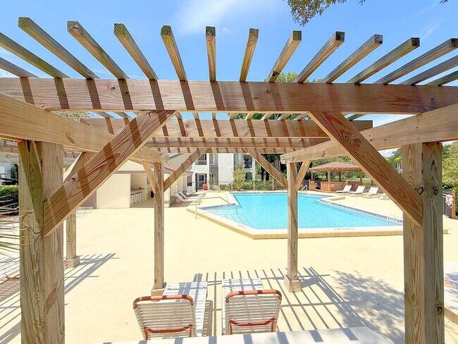 Building Photo - 1723 Cypress Trace Dr