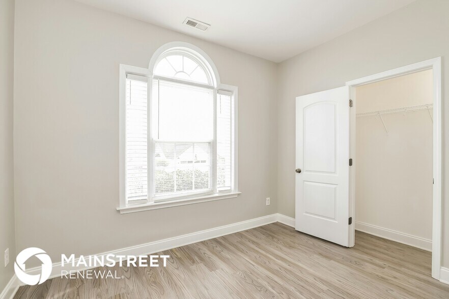 Building Photo - 4686 Eagle Path