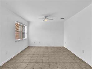 Building Photo - 9920 NW 19th Pl