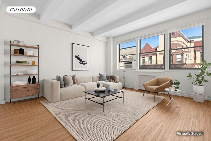 Primary Photo - 54 W 74th St