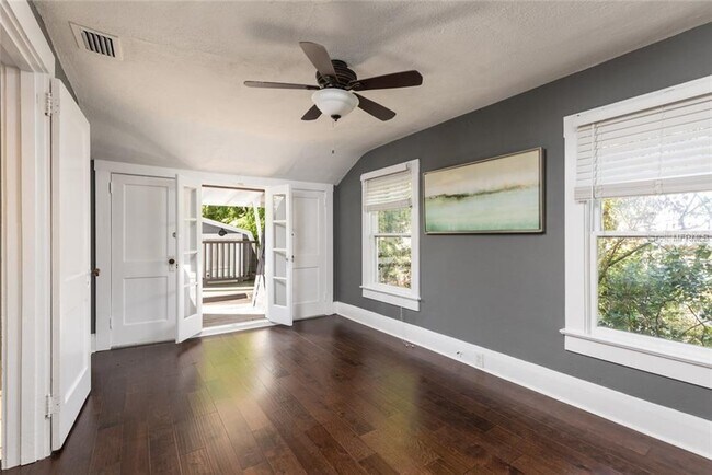 Building Photo - 1111 E Patterson St