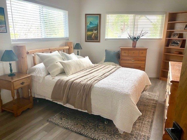 Building Photo - 28890 Cedar Dr