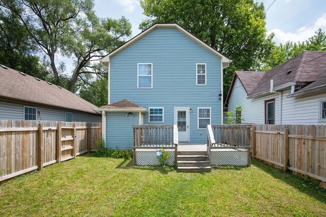 Building Photo - 936 Camp St