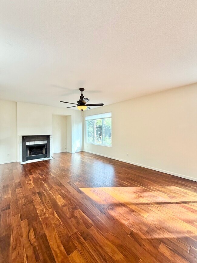 Building Photo - Spacious 5-Bedroom Rocklin Home with Private Backyard Oasis