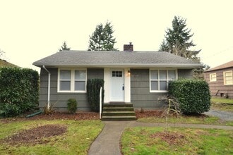Building Photo - 3bd/2ba Seattle Home