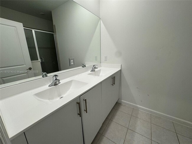 Building Photo - 267 SW 159th Dr