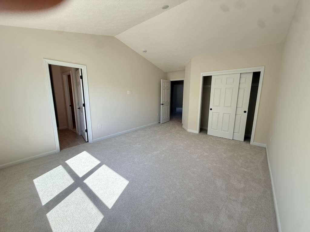 Building Photo - 7231 Grandway Dr