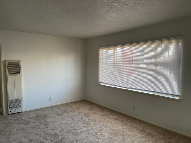 Building Photo - 970 Elden Ave
