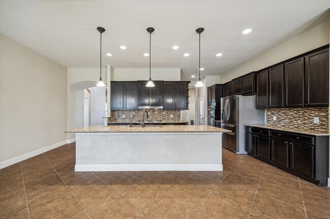 Building Photo - 5902 Chatham Cove