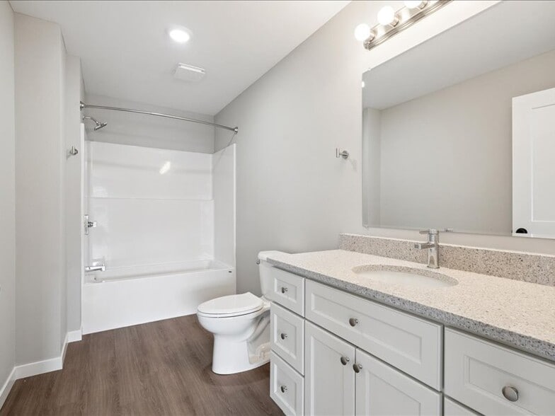 Building Photo - 7060 Thunder Vly Dr
