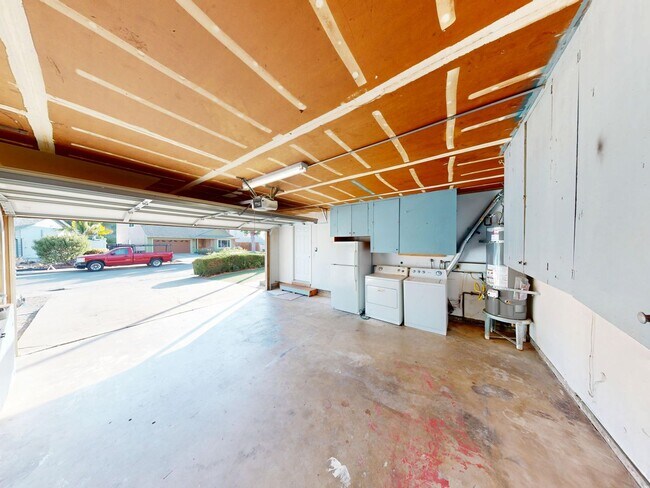 Building Photo - 5436 New Mills Rd