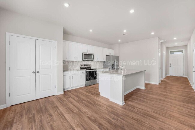 Building Photo - 2201 Lavender Mdws Ct