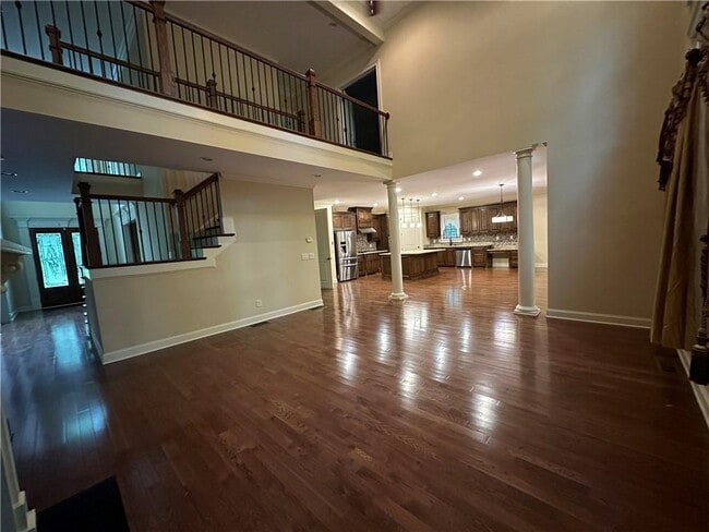 Building Photo - 510 Lake Medlock Dr