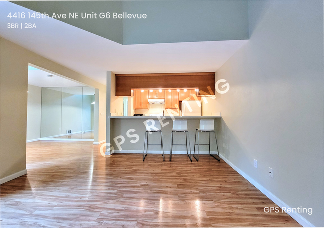 Building Photo - Beautiful Bed 3, Bath 2, in Racquet Club E...