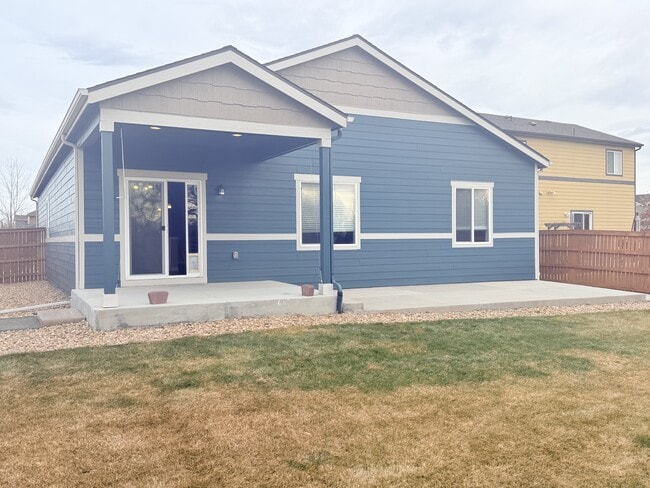 Building Photo - 257 Vela Pl