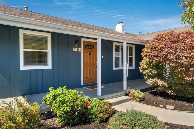 Building Photo - Light-Filled San Leandro Gem w/ Dual Garages & Expansive Yard