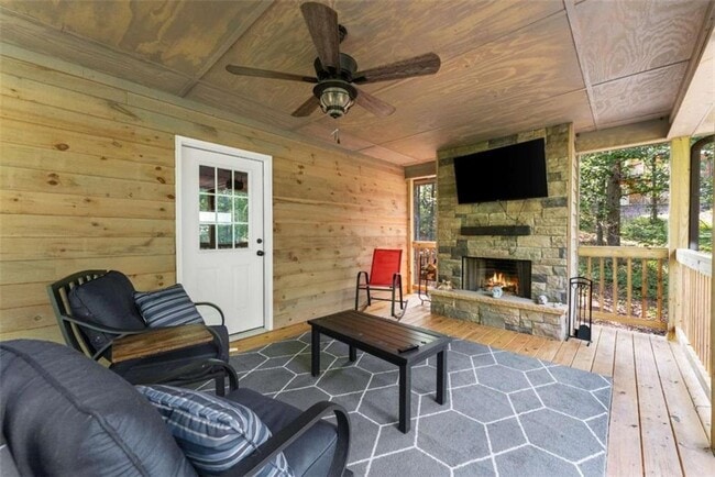 Building Photo - 309 Fowler Creek Dr