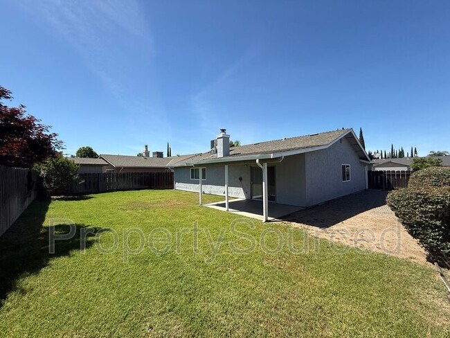 Building Photo - 1462 Snyder St