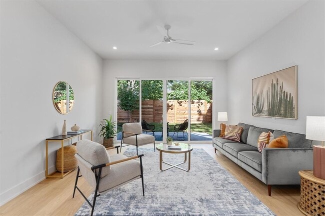 Building Photo - 2611 Wilson St