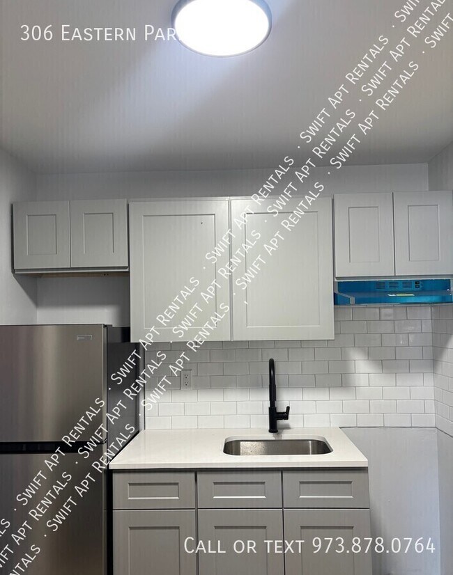 Building Photo - 306 Eastern Pkwy