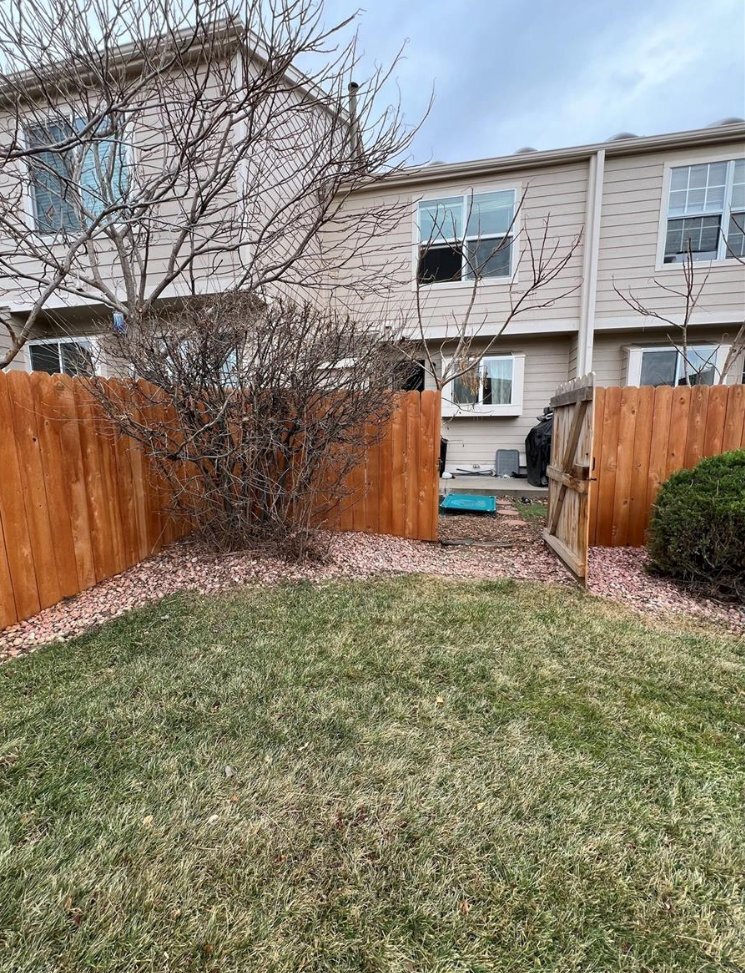 Building Photo - 1192 S Zeno Way