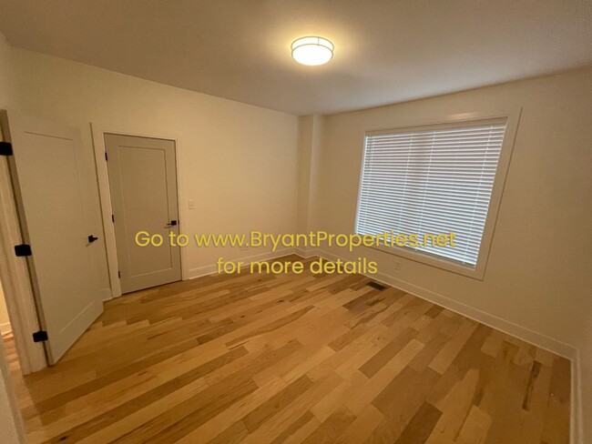 Building Photo - Madison - New 2 Bedroom 2.5 Baths Condo