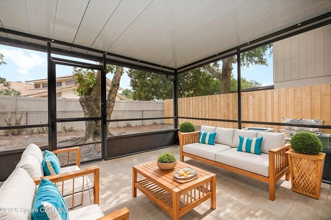 Building Photo - 1911 Cashew Courtway