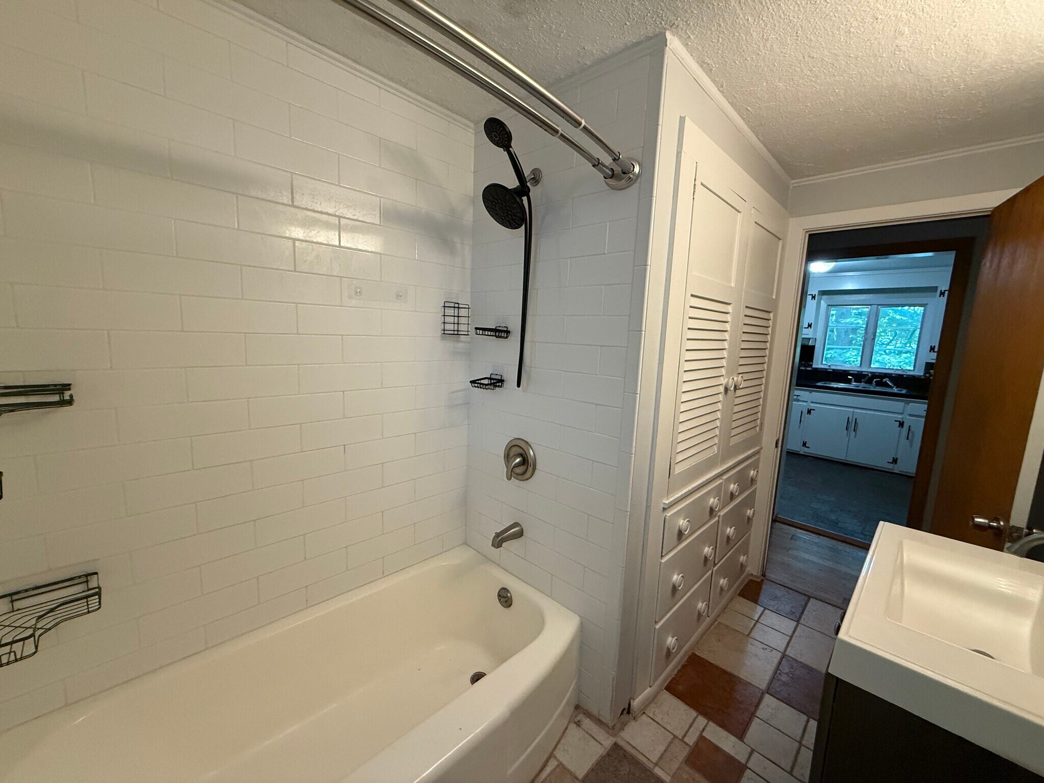 Building Photo - 1690 Slaterville Rd