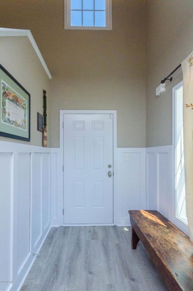 Building Photo - 219 Peggy's Trce