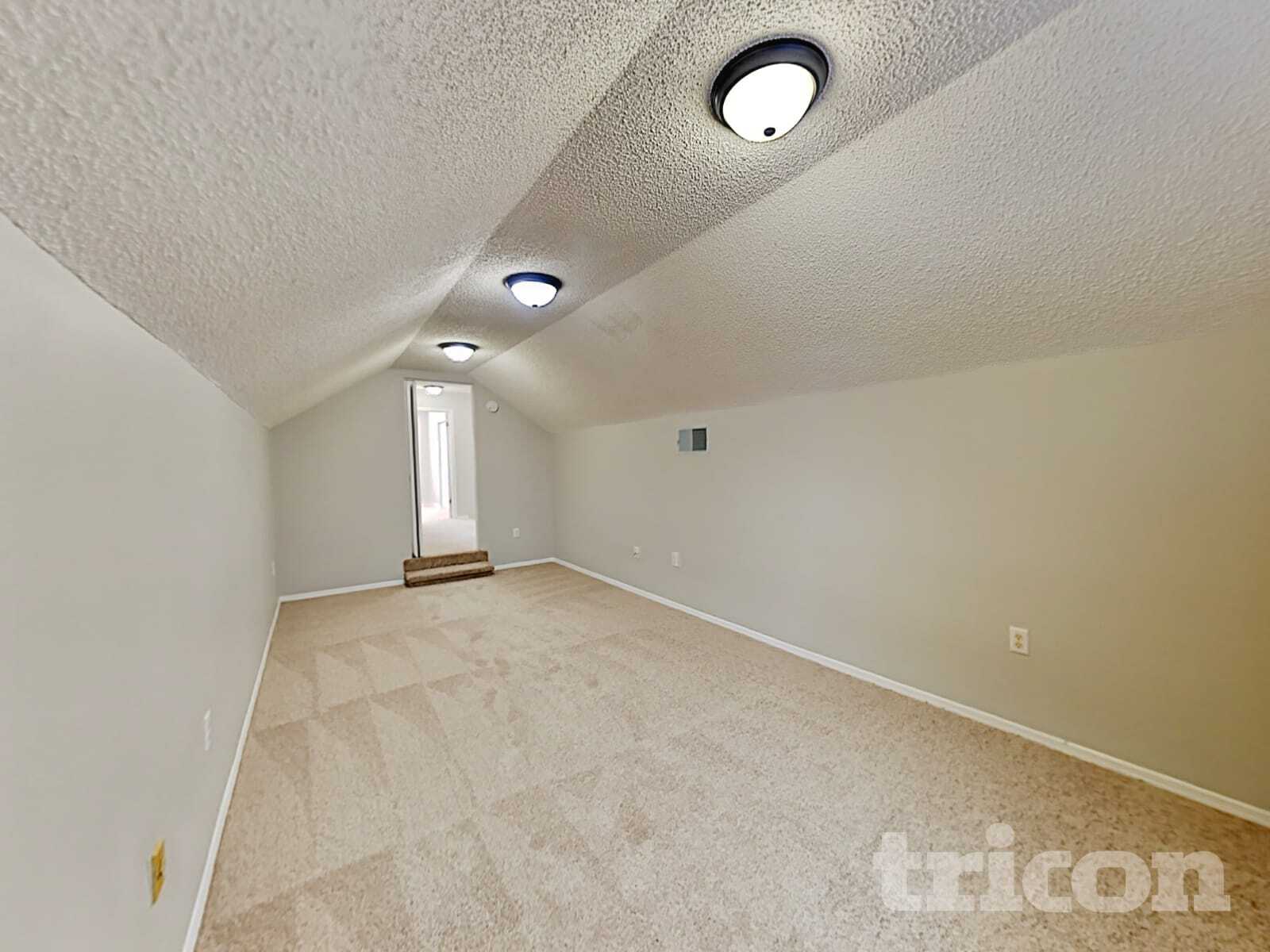 Building Photo - 10418 Glassborough Dr