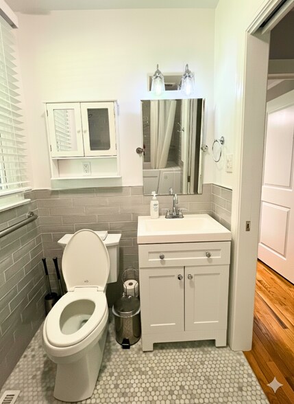 Building Photo - 1429 Lyon Ct