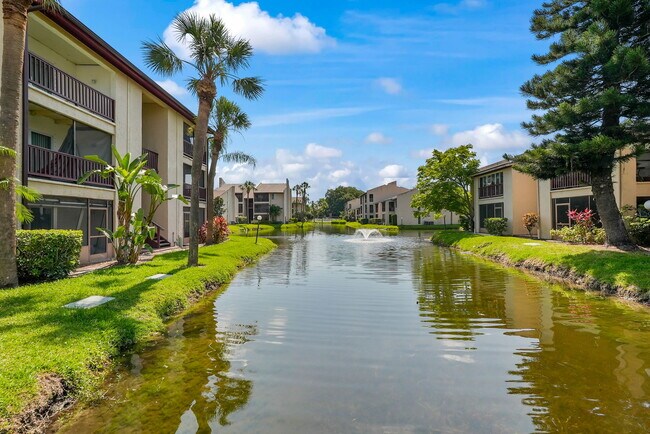 Building Photo - 8601 Huron Ct